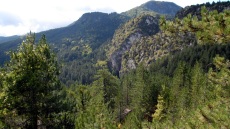 Σορός άνδρα εντοπίστηκε στη χαράδρα του Χάρου στον Γράμμο