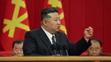 Πολιτική για το πυρηνικό οπλοστάσιο της χώρας θα παρουσιάσει ο Κιμ Γιονγκ Ουν
