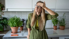 Τα 11 σημάδια που «μαρτυρούν» ότι σας λείπουν πολύτιμα θρεπτικά συστατικά – Τι να κάνετε