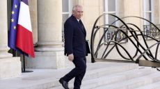 Γαλλία: Υπό την πίεση των αγορών ο Μπαϊρού καλεί σε διάλογο και προειδοποιεί για πρόωρες εκλογές 