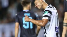 Ο Γιακουμάκης άνοιξε λογαριασμό με τη φανέλα του ΠΑΟΚ μ' ένα μυθικό γκολ - Δείτε βίντεο