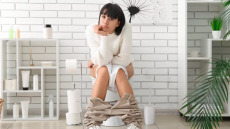 Μήπως φταίει το άγχος για τη συχνουρία σας; Τα συμπτώματα που πρέπει να προσέξετε