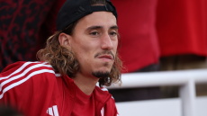 Κώστας Τσιμίκας: Ολοκληρώνεται ο δανεισμός του από την Λίβερπουλ στη Ρόμα - Θα βρει στο δρόμο του τον Παναθηναϊκό 