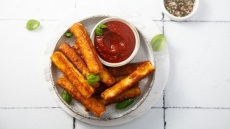 Χαλούμι: 25 συνταγές με το μαστιχωτό και πεντανόστιμο τυρί