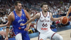 EuroBasket 2025, Λετονία - Σερβία 80-84: Συνέχισε την αήττητη προέλαση της με τον Γιόκιτς να σταματά στους 39 πόντους - Βίντεο 