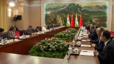 Θέλουμε να βελτιώσουμε τις σχέσεις με το Πεκίνο, είπε ο Μόντι στη συνάντηση με Σι