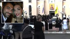 Βαρύ πένθος στην κηδεία του ζευγαριού που σκοτώθηκε σε τροχαίο στο Αλιβέρι