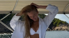 Ντεζιρέ Ινγκλάντερ: Ετοιμάζεται για τον γάμο με τον Αρμάντ Ντουπλάντις - Οι φωτογραφίες από το bachelor της