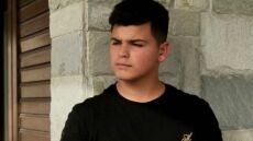 Σε εγκεφαλική αιμορραγία που προκλήθηκε από ανεύρυσμα οφείλεται ο θάνατος του 17χρονου που κατέρρευσε στον Βόλο