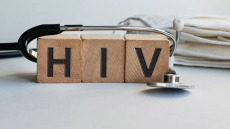 Η PrEP ήρθε στην Ελλάδα και έφερε ελπίδα για ένα μέλλον χωρίς HIV – Τι προσφέρει και ποιους αφορά
