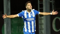 Μπράιτον: Για πρώτη φορά βασικός ο Τζίμας, αλλαγή ο Κωστούλας στο ματς με τη Μπάρνσλεϊ για το Carabao Cup
