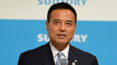 Παραιτήθηκε ο CEO της ιαπωνικής εταιρείας ποτών Suntory μετά την έρευνα για παράνομα συμπληρώματα