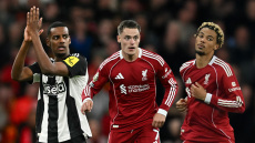 Η Λίβερπουλ «τίναξε την μπάνκα στον αέρα» και η Premier League έκανε ρεκόρ δαπανών για μεταγραφές με 3,57 δισ. ευρώ, περισσότερα απ' όλες τις μεγάλες λίγκες μαζί!
