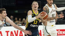 Eurobasket 2025: Η Λιθουανία νίκησε 74-71 τη Σουηδία στο ντέρμπι της 2ης θέσης στον Β' όμιλο