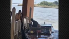 Τζουντ Λο: Απρόοπτο για τον ηθοποιό στη Βενετία - Παραπάτησε καθώς έβγαινε από θαλάσσιο ταξί 