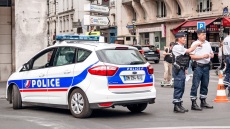 Δύο νεαροί συνελήφθησαν στο Παρίσι με κοσμήματα αξίας 10 εκατ. ευρώ κρυμμένα στα εσώρουχά τους