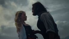 Ανεμοδαρμένα Ύψη: Κυκλοφόρησε το τρέιλερ της ταινίας με τη Μάργκοτ Ρόμπι και τον Τζέικομπ Ελόρντι