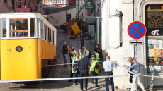 Τραγωδία στη Λισαβόνα: Στους 17 αυξήθηκαν οι νεκροί από τον εκτροχιασμό του τελεφερίκ - 11 ξένοι μεταξύ των τραυματιών
