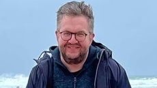 Ποινή φυλάκισης για χειρουργό στη Βρετανία που ακρωτηρίασε τα πόδια του για σεξουαλικό φετίχ

