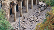 Τρομακτικό βίντεο: Κατέρρευσε βικτωριανός ναός στην Αγγλία - Την τελευταία στιγμή γλίτωσε περαστικός