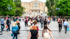 Πώς το ελληνικό χρέος οδεύει στο 100% του ΑΕΠ: Οι εκτιμήσεις του επενδυτικού οίκου Wood & Company