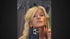 Μάρθα Στιούαρτ: Αντιδράσεις προκάλεσε  με τη νέα της selfie - «Νόμιζα ότι είναι η Μίλι Μπόμπι Μπράουν» της γράφουν