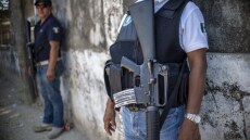 Μεξικό: Αντιναύαρχος, επιχειρηματίες, τελωνειακοί και άλλοι συνελήφθησαν ως ύποπτοι για διακίνηση κλεμμένων καυσίμων