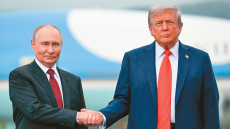 Η Μόσχα υποβαθμίζει το σενάριο συνάντησης Τραμπ - Πούτιν σε σύντομο χρονικό διάστημα