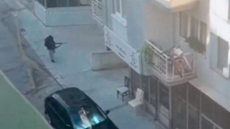 Επίθεση κατά αστυνομικού τμήματος στη Σμύρνη - Νεκροί δύο αστυνομικοί
