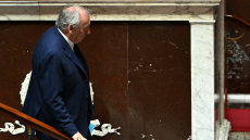 Κατέρρευσε η κυβέρνηση στη Γαλλία - Έχασε την ψήφο εμπιστοσύνης, καταθέτει την παραίτησή του ο Μπαϊρού