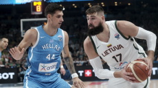 Παραδοχή από τον Βαλαντσιούνας: «Η Ελλάδα ήταν πιο δυνατή και καλύτερη από εμάς»