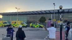 Συνελήφθη 57χρονος για την αναστάτωση στο αεροδρόμιο Χίθροου - Είχε πάνω του σπρέι αυτοάμυνας