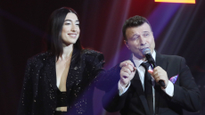 Ο Γιάννης Πλούταρχος ρώτησε την κόρη του, Κατερίνα Κακοσαίου εάν σχεδιάζει να παντρευτεί: «Από τα sites το έμαθα, αλήθεια είναι;»