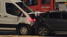 Τροχαίο ατύχημα με έναν τραυματία στη Βουλιαγμένης