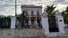 Σπέτσες: Έπεσαν οι υπογραφές για την διάσωση της Οικίας Ανάργυρου