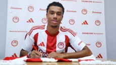 Ο Ολυμπιακός ανακοίνωσε την απόκτηση του Ζέιν Σίλκοτ – Ντιούμπερι