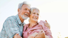 Υγιής γήρανση: Πόσο καλά «στέκονται» οι 65χρονοι Ευρωπαίοι – Τι ισχύει για τους Έλληνες
