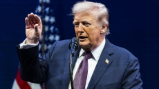 Ο Τραμπ κατέθεσε αγωγή κατά των New York Times: Ζητά 15 δισ. δολάρια - «Είναι διεφθαρμένοι»