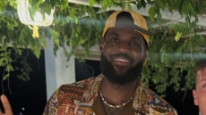 Στην Κέρκυρα απολαμβάνει τις διακοπές του ο ΛεΜπρον Τζέιμς - Δείτε φωτογραφίες και βίντεο