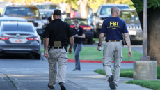 Wall Street Journal: Συνθήματα υπέρ των τρανς και της αντιφασιστικής ιδεολογίας στις σφαίρες του δολοφόνου του Κερκ
