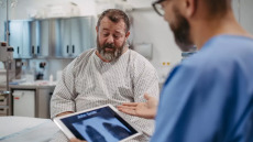 Καρκίνος πνεύμονα: Η κακή συνήθεια που μειώνει κατά 39% το ποσοστό επιβίωσης των ασθενών