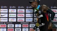 Ο απίθανος Σρέντερ αποθέωσε τον υπηρεσιακό προπονητή της Γερμανίας:«Γάμ@@@@ τα αυτά! Αυτό που έκανες δεν ήταν εύκολο!»  - Βίντεο