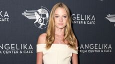 Ναόμι Γουότς: Η 16χρονη τρανς κόρη της έκανε το ντεμπούτο της στην πασαρέλα στην Εβδομάδα Μόδας της Νέας Υόρκης