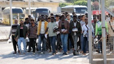 Αποκαλυπτικά τα πρώτα τεστ ηλικίας σε παράνομους μετανάστες - Πάνω από το 60% όσων δήλωναν ανήλικοι  είναι τελικά ενήλικες