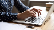 Πόσα ξοδεύω για φαγητό: Βάσω, 52 ετών, τραπεζική υπάλληλος με μηνιαίο εισόδημα 1.700€