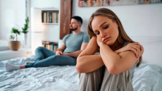 Σεξ: Αυτός είναι ο μεγαλύτερος εχθρός που «σκοτώνει» την ερωτική επιθυμία – Ποιοι επηρεάζονται περισσότερο
