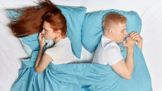 Τι φταίει για τη μειωμένη σεξουαλική επιθυμία; Η ψυχολόγος αποκαλύπτει τον αληθινό «ένοχο»
