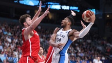 Η κόντρα Γιάννη - Σενγκούν μεταφέρθηκε και στο NBA: Beef ανάμεσα σε Μπακς - Ρόκετς στο «Χ» για το ποιος είναι ο GOAT 