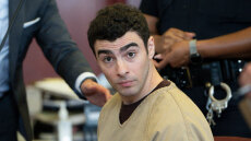 Απορρίφθηκαν οι κατηγορίες για τρομοκρατία κατά του Μαντζιόνε - Θα δικαστεί για τη δολοφονία του CEO της UnitedHealthcare
