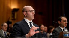  Ένας εκλεκτός του Τραμπ στο διοικητικό συμβούλιο της Ομοσπονδιακής Τράπεζας των ΗΠΑ